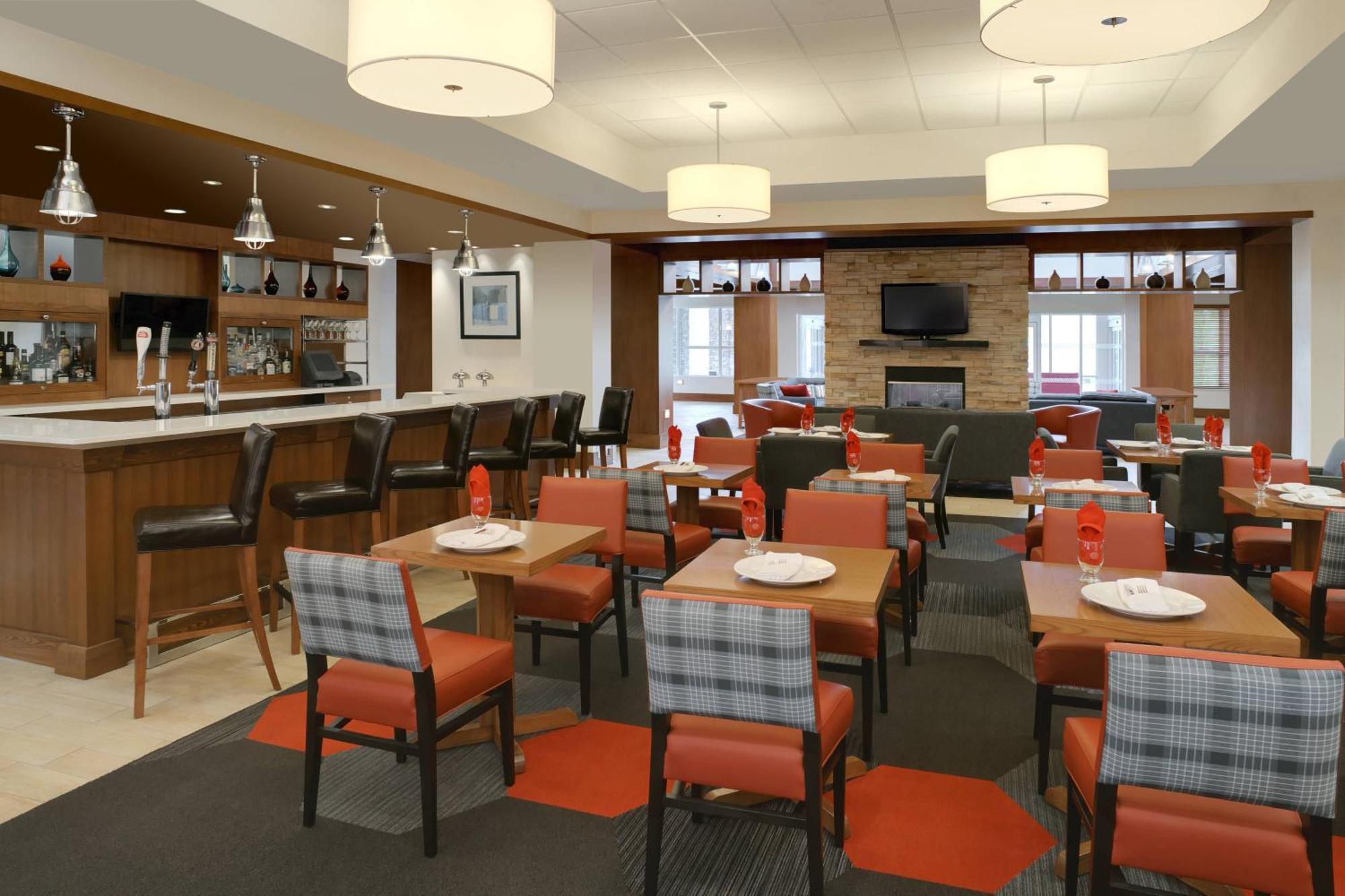 Four Points By Sheraton Cambridge Kitchener, Ontario Екстериор снимка